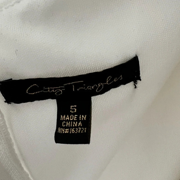 City Triangles White Short Ruffled Stretch Crepe Dress Size 5 - Picture 12 of 12